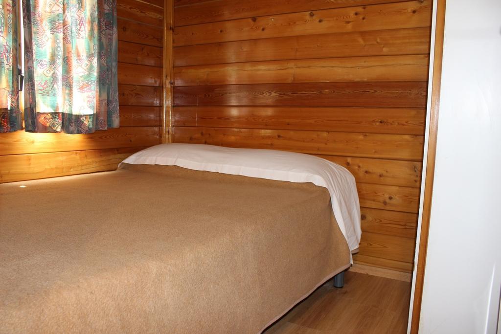 Bungalows Pena Montanesa 아인사 객실 사진