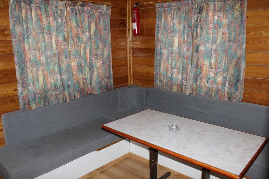 Bungalows Pena Montanesa 아인사 객실 사진